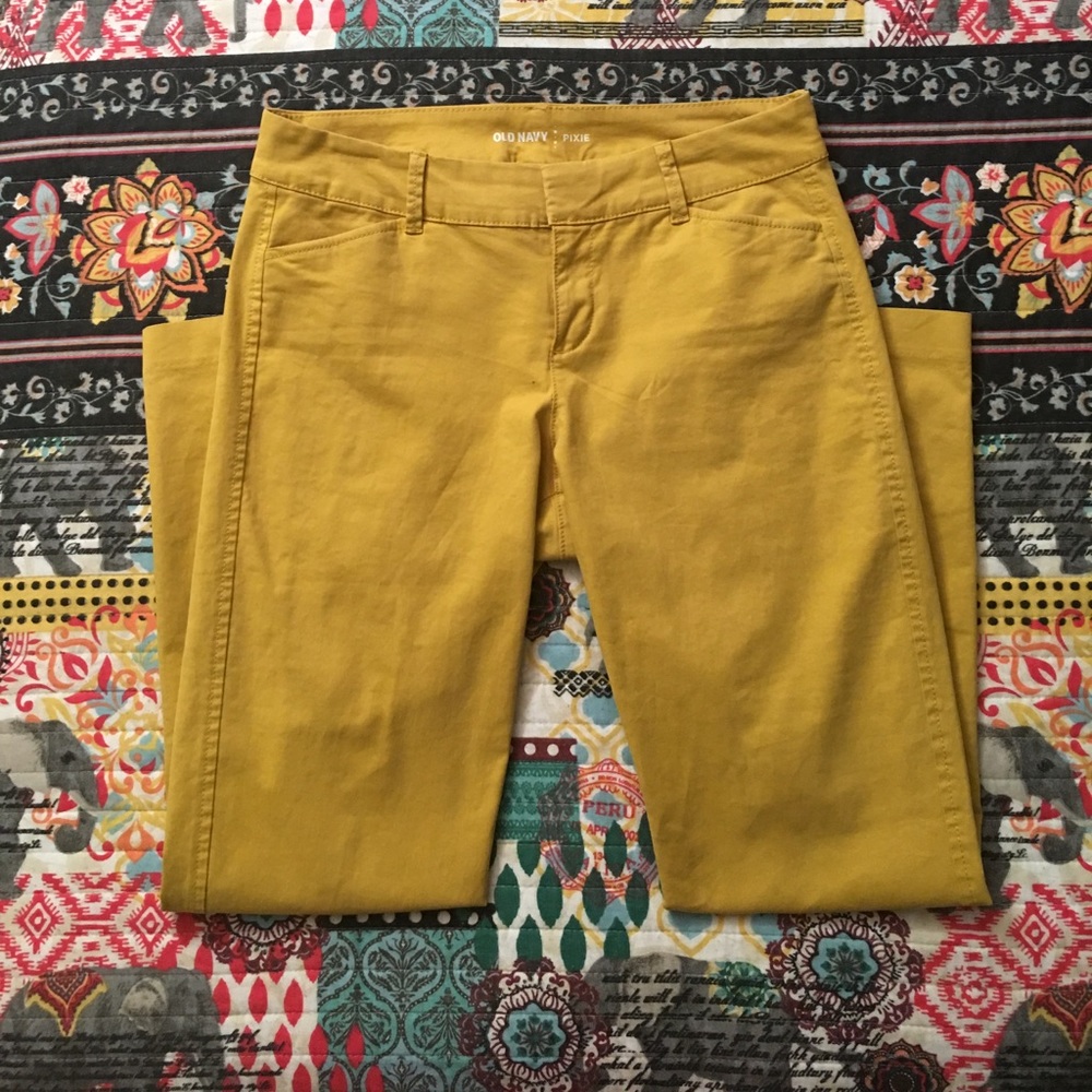 Old Navy Yellow Pixie Chino Pants